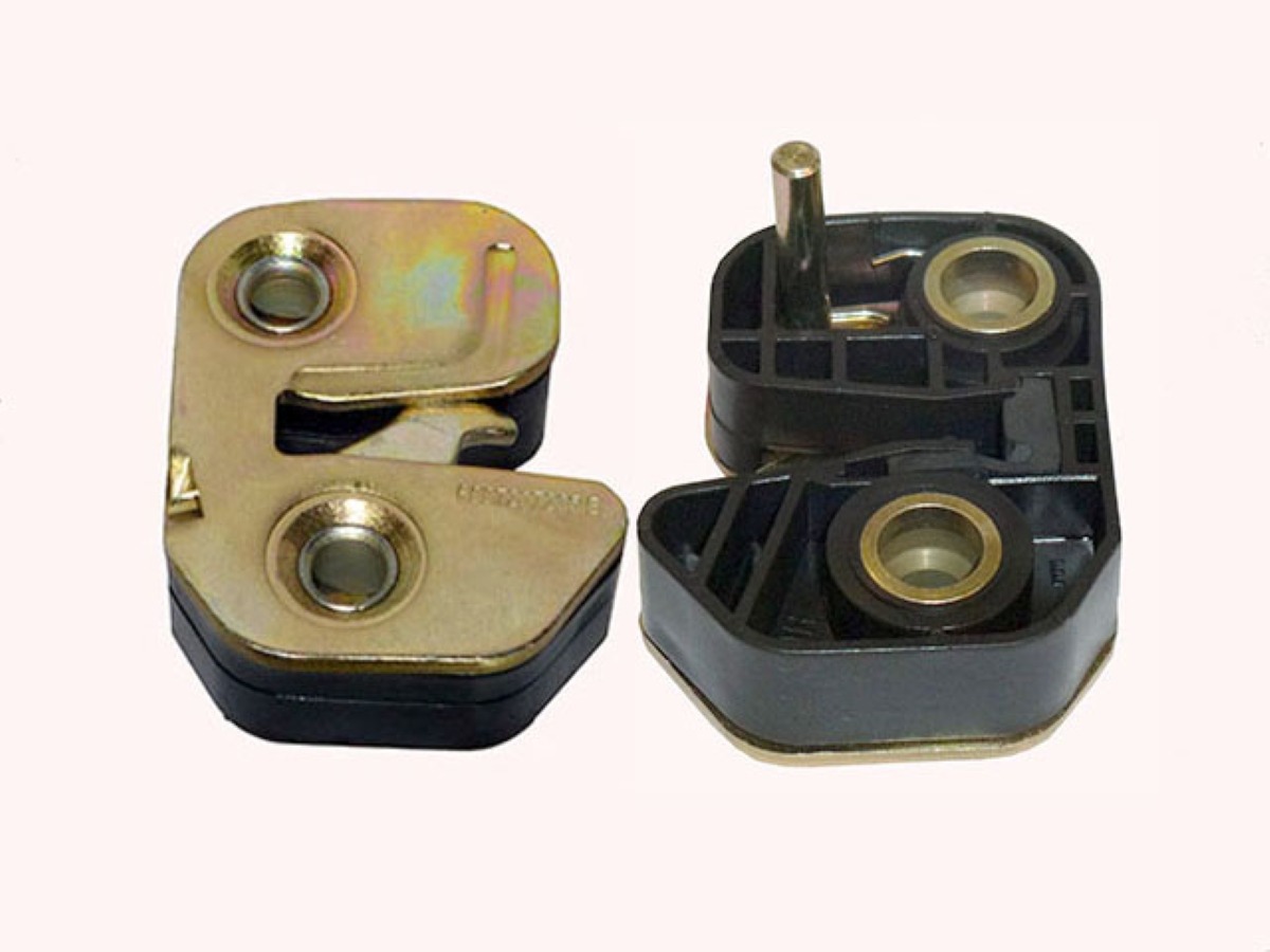 CERRADURA EXTERNA PUERTA IZQUIERDA MERCEDES BENZ 709 5001                                                                                             