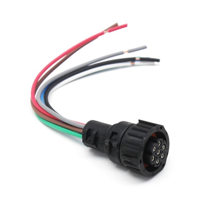 FICHA 7 VIAS HEMBRA FAROL TRASERO SCANIA TC107.1417 -T208                                                                                             