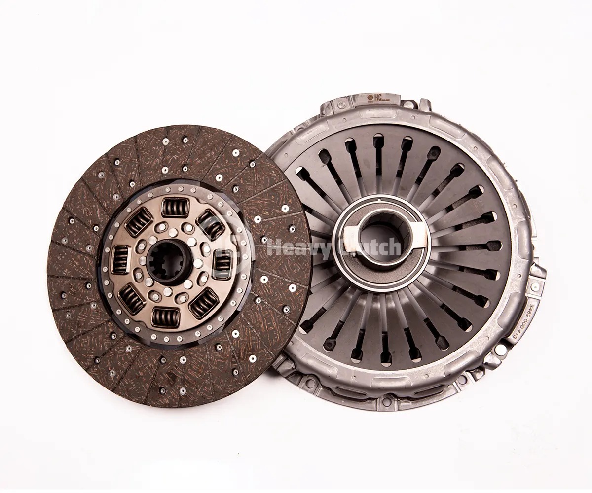 KIT DE EMBRAGUE  SACKLS 365MM EATON 365MM FORD/VW/IVECO CON TUBO GUIA (104108-2) CUMMINS ISB – EURO 5 TRANSMISION EATON FS-5406A SACHS                